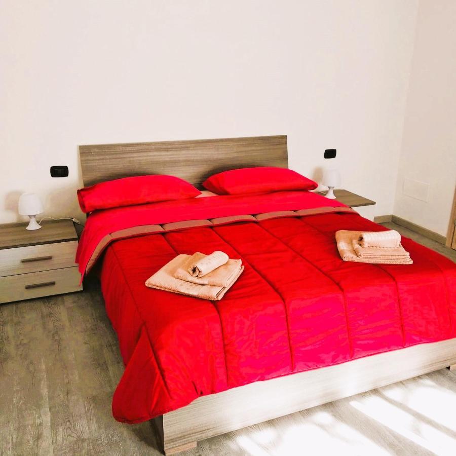 アグラーテ・ブリアンツァLa Petite Maisonアパートメント エクステリア 写真